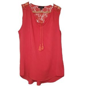 Like New Le Chateau Summer tank top Size Small